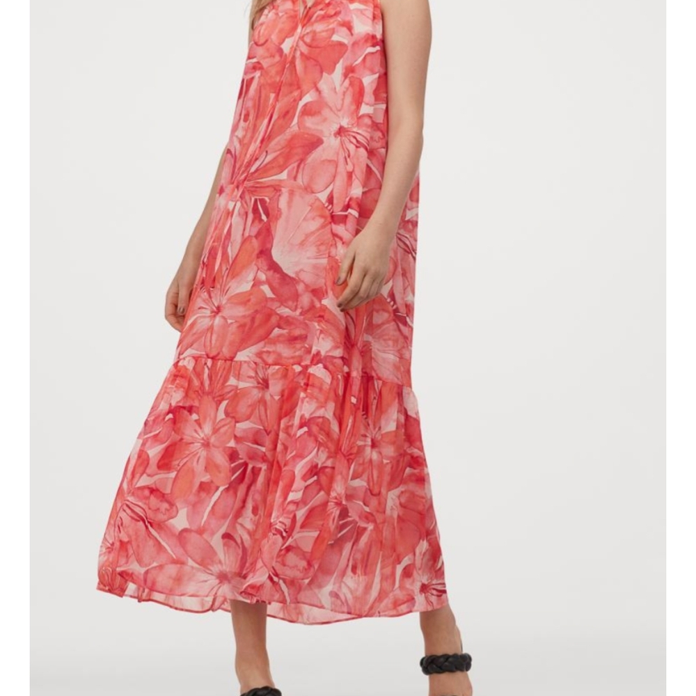 H&M Vibrant Coral Floral A-Line Skirt